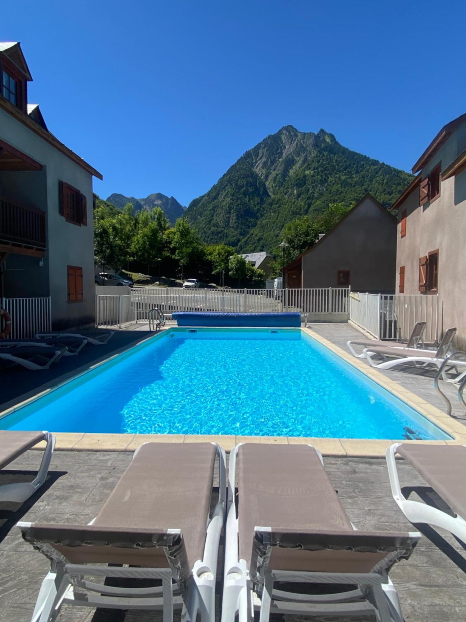 Appartement T2 bis 40M2 5P. Vue. Balcon. Parking. Piscine été. à Cauterets Extérieur photo