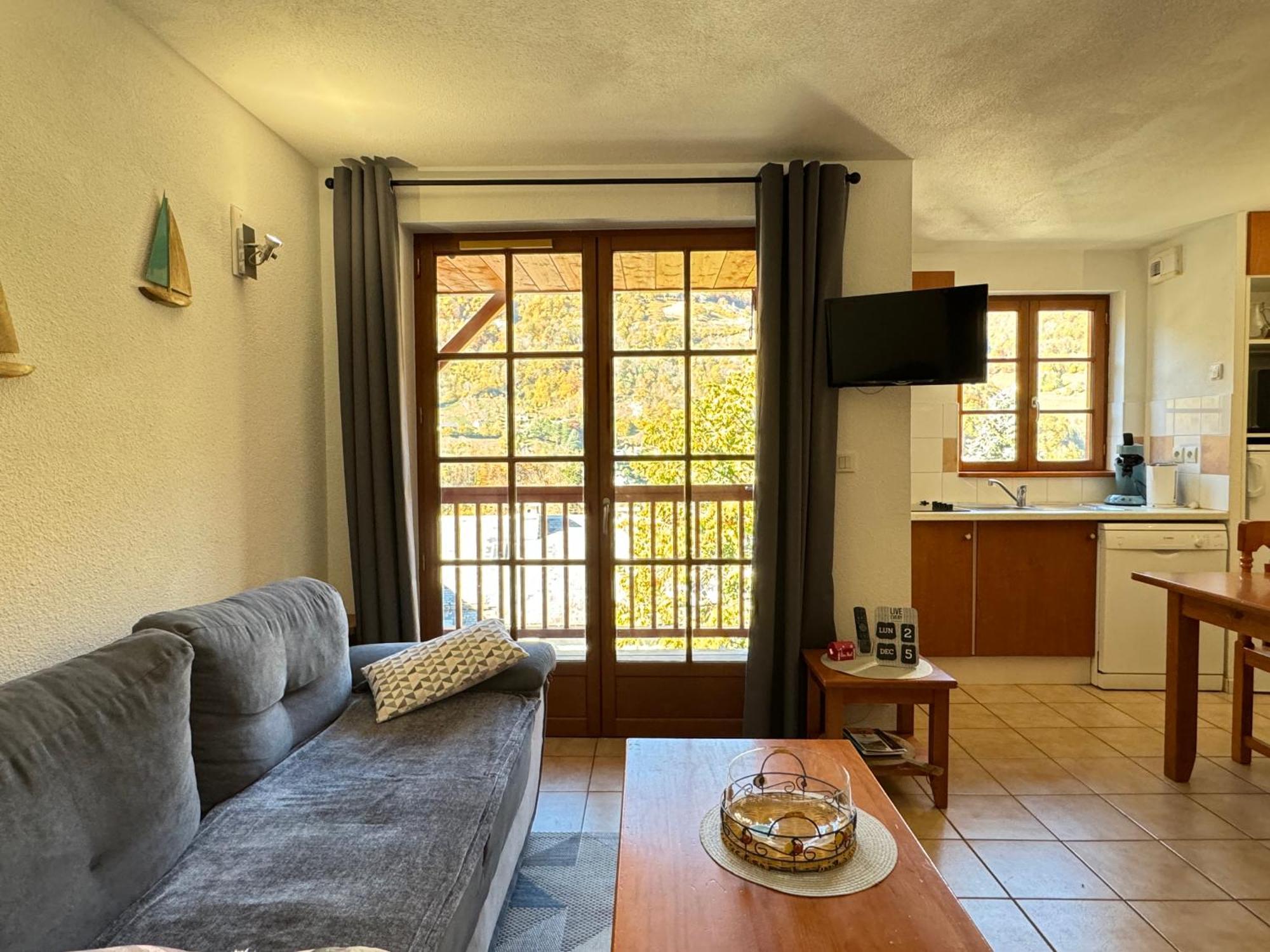 Appartement T2 bis 40M2 5P. Vue. Balcon. Parking. Piscine été. à Cauterets Extérieur photo