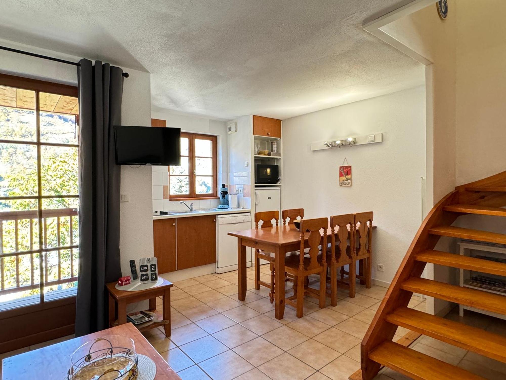 Appartement T2 bis 40M2 5P. Vue. Balcon. Parking. Piscine été. à Cauterets Extérieur photo